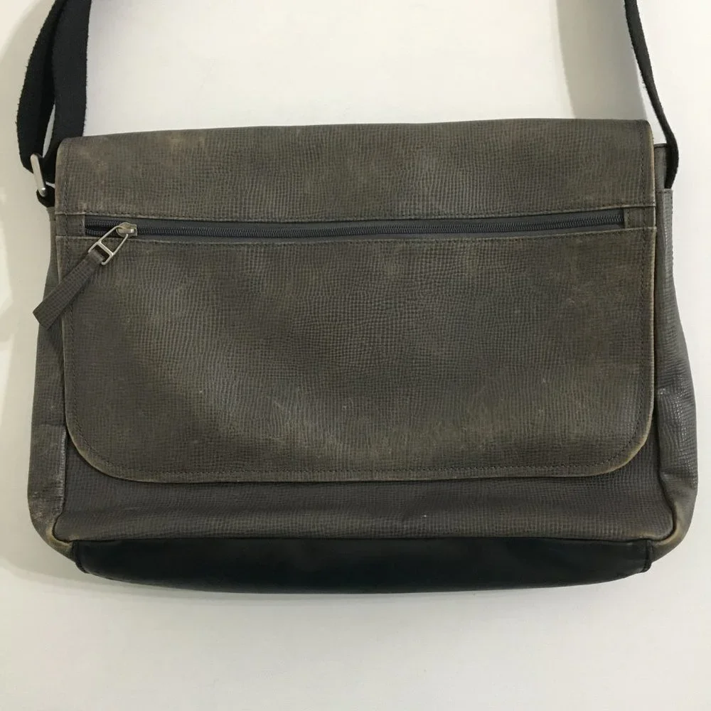 Fossil leather messenger